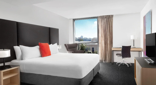 Номер Standard с красивым видом из окна Mantra South Bank Brisbane