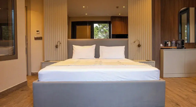 Verona Hotel, Varaa Hotelli Hotellit Marmara-alue pysäköinnillä, Pysäköinti