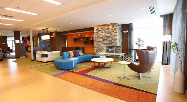 Fairfield Inn & Suites East Grand Forks, Забронировать Отель Отели Гранд-Форкс 3 звезды, 3*