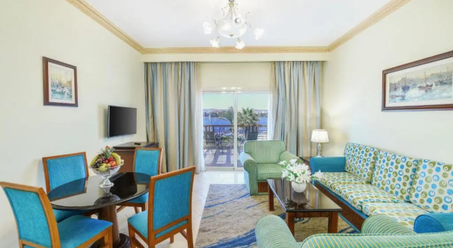 Полулюкс с балконом Tolip Aswan Hotel