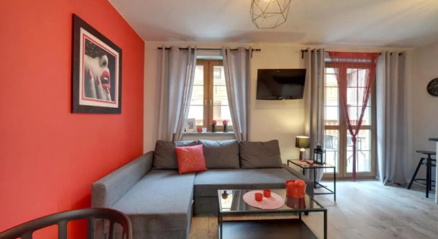 Студия с балконом Eleganckie i Stylowe Apartamenty Sun Seasons 24 w Karpaczu z Parkingiem by Noclegi Renters