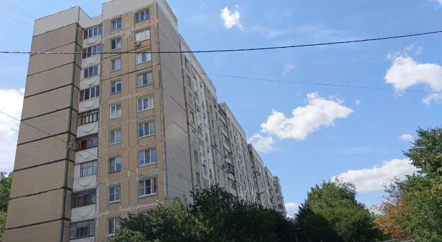 на бульваре Юности 21к1