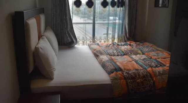 Executive Zimmer River View Residency