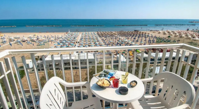 Трёхместный номер Standard Hotel Mareblu