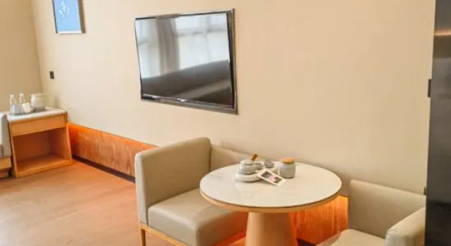 Номер Standard Ji Hotel Shenzhen North Railway Station