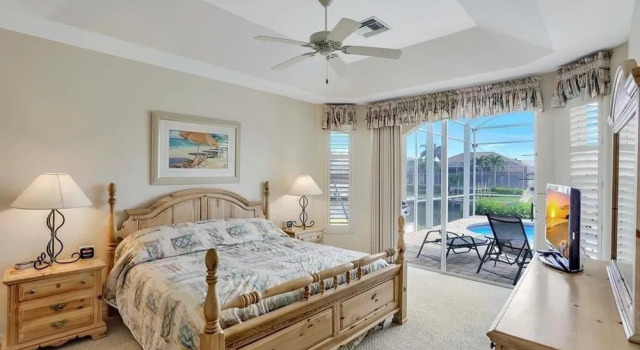 Ivory Home #13002, Забронировать Отель Отели Марко-Айленд с парковкой, рядом с Marco Island Medical Center, Парковка