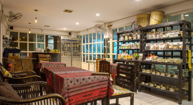 Sabaijai Hostel & Cafe