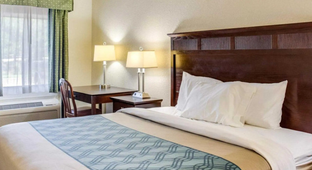Standard huone Quality Inn & Suites Suffolk West