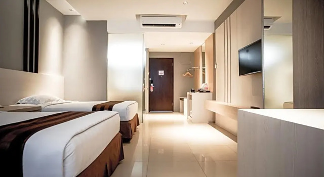 Camera Deluxe Hotel Asri Plaza Asia Tasikmalaya