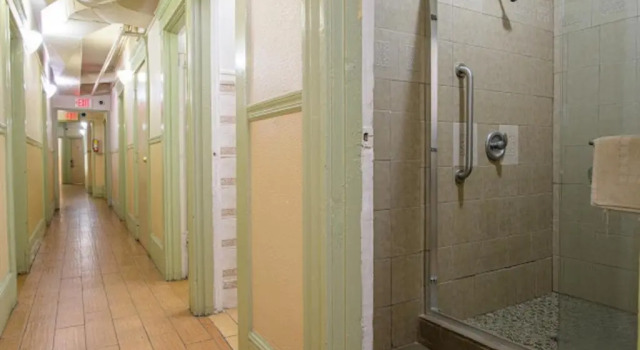 Двухместный номер Standard Youth Hostel Central & Hotel