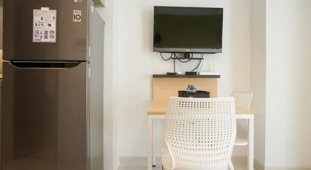New Furnished with Strategic Place @ Studio West Vista Apartment, Book Apartment Jakarta Jakarta Province