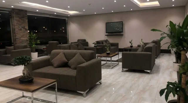 Burj Alhayat hotel suite, Забронировать Отель Эр-Рияд  округ Эр-Рияд, рядом с King Fahad Library &amp; Garden