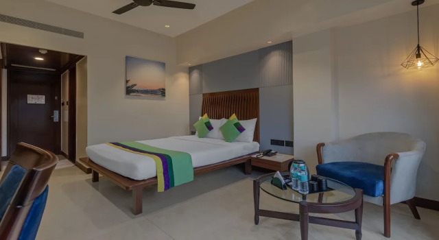 Двухместный номер Premium Treebo Regency - Bund Garden, Dhole Patil Road
