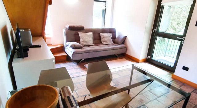 Grazia (CCO119), Prenota Casa vacanze Hotel a Colico con parcheggio, Parcheggio