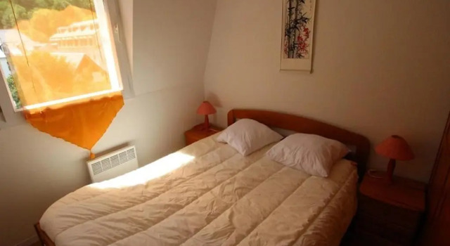 Appartement Bagnères-de-Luchon, 2 pièces, 4 personnes - FR-1-313-135