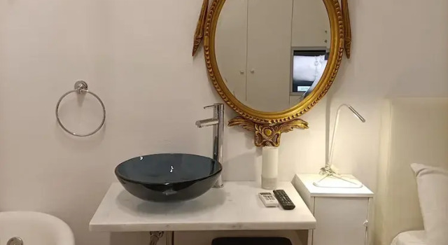 Апартаменты с балконом Elegant Apartment