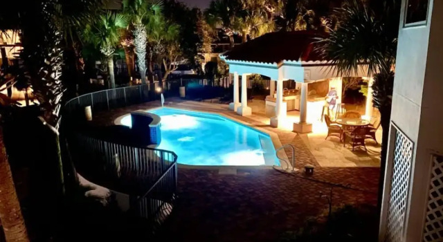 Aqua Bella, Rezerwuj Dom wakacyjny Hotele w Emerald Coast z parkingiem, Parking
