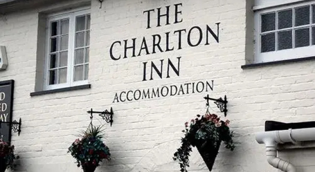 Номер Standard The Charlton Inn