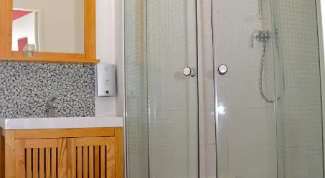 Трёхместный номер Standard Logis - Hotel & Restaurant La Corne d Abondance