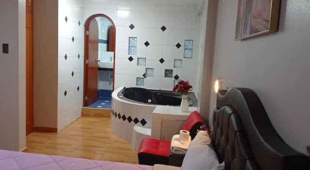 Hospedaje Huaca Palmeras, Rezervovat Hotel Lima Provincia de Lima