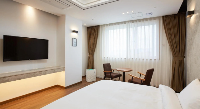 Номер Royal Noble Stay Hotel