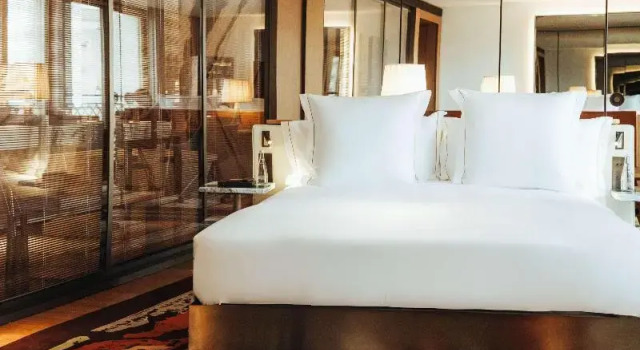 Двухместный полулюкс Hotel SAX Paris, LXR Hotels & Resorts