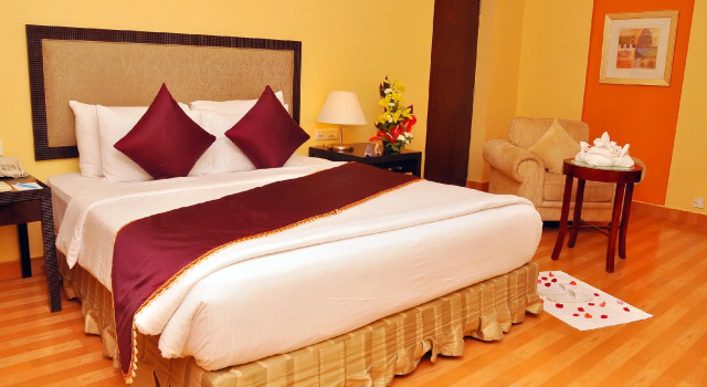Двухместный номер Deluxe Отель Gokulam Park Sabari OMR