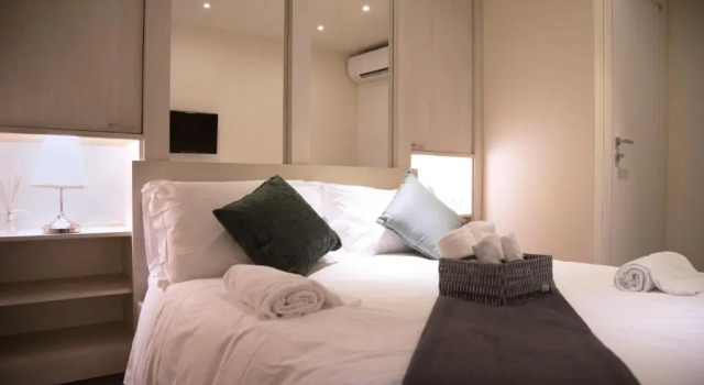 H-Aviva Giubbonari Apartment, Забронировать Апартаменты/квартира Навона Рим, рядом с Уста истины