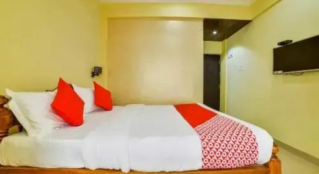 OYO 18822 Hotel Baga Prime