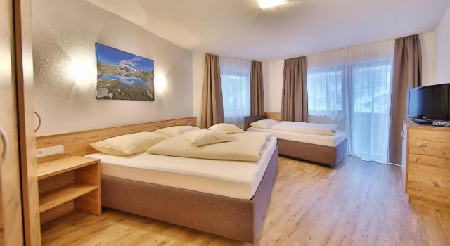 Апартаменты с балконом Hotel Garni Fiegl Apart
