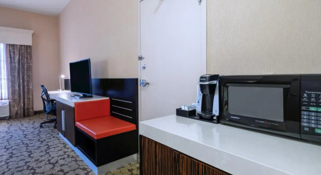 Двухместный номер Accessible Hilton Garden Inn Las Vegas Strip South