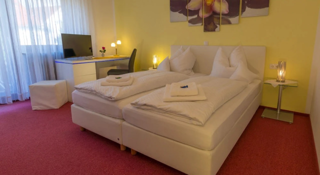 Hotel Rosengarten, Забронировать Отель Швебиш-Гмюнд Swabian Alps
