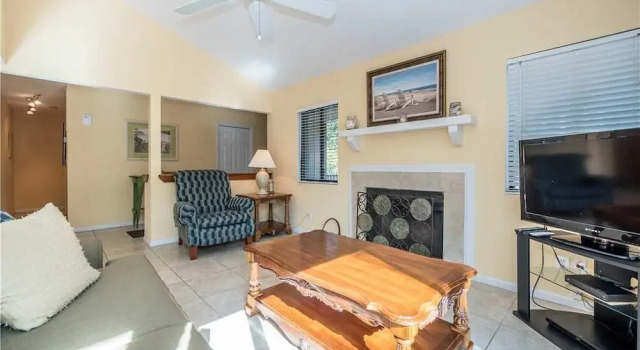 Beachwalk 186, 1 Bedroom, Sleeps 4, Pool, Near Beach
