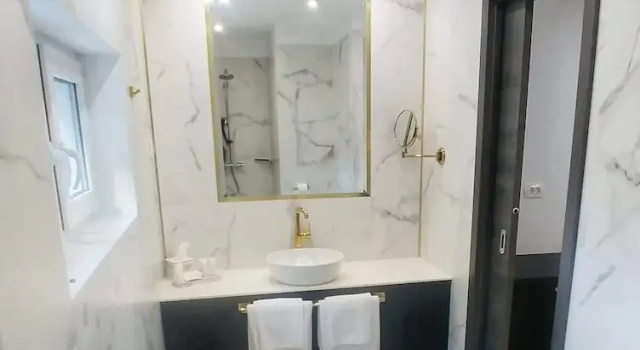 Двухместный номер Deluxe с балконом House Klasika