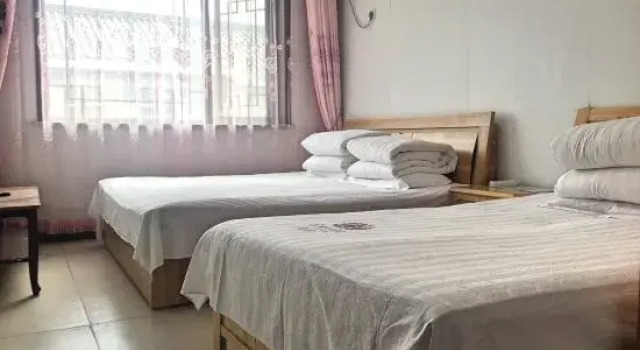 Sihai Renjia Farmhouse, Book Hotel Hoteller i Beijing Province med parkering, Parkering