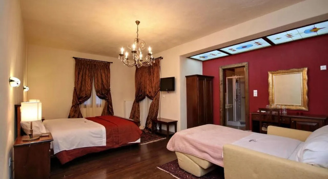 Полулюкс Aiora Guesthouse