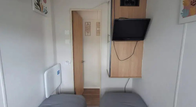 Meadow View 3-bed Caravan - Sleeps 8 - Petfriendly