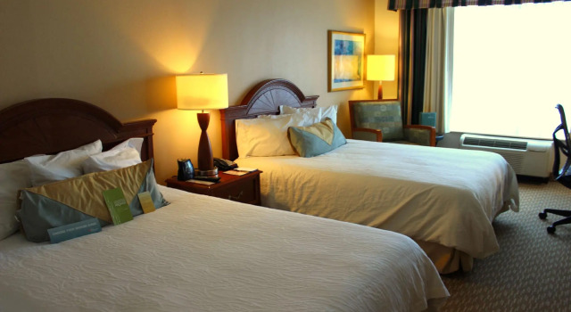 Четырёхместный номер Standard Hilton Garden Inn Charlotte Pineville