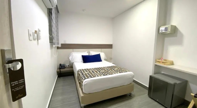 Одноместный номер Standard Seven Inn Hotel