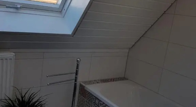 Schöne, helle FeWo für 4 Personen, Reserva ahora Apartamento Hoteles en Baden-Wurtemberg con aparcamiento, Aparcamiento
