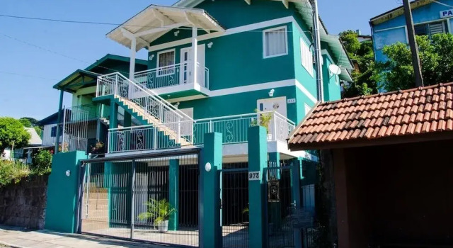 Casarão Gramado Residence, Забронировать Отель Бавария Риу-Гранди-ду-Сул