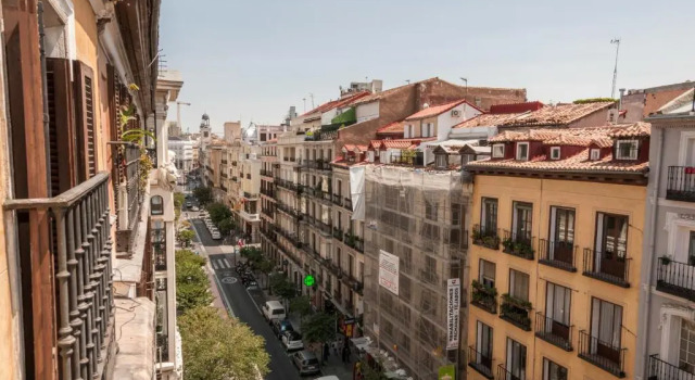 Апартаменты с 3 комнатами Apartamentos Madrid Centro B