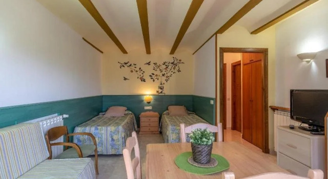 Aparthotel les Corts, Reservar Apart-hotel Llivia Baixa Cerdanya