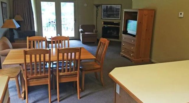 Telemark Pointe Red Apple Club, Cable, USA, Book Hotel Chequamegon National Forest USA