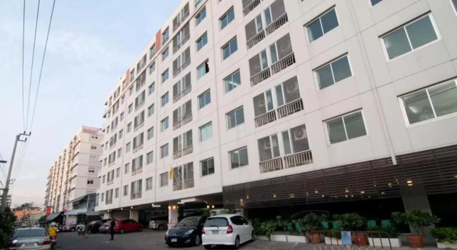 Centric Place Hotel