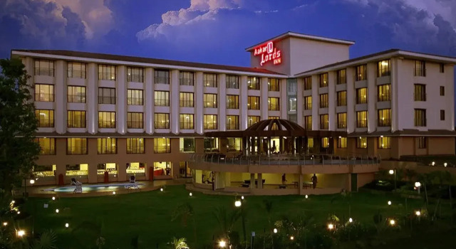 Aakar Lords Inn Saputara, Prenota Hotel Saputara Maharashtra