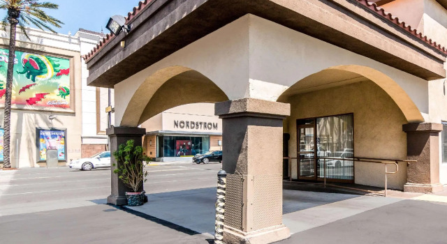Двухместный номер Standard Rodeway Inn Regalodge