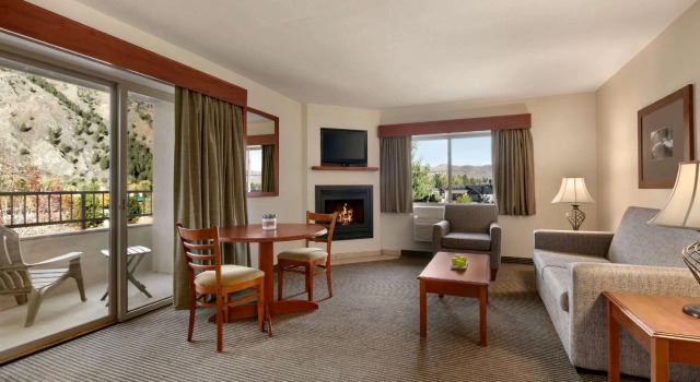 Четырёхместный люкс Hampton Inn By Hilton Hailey Sun Valley