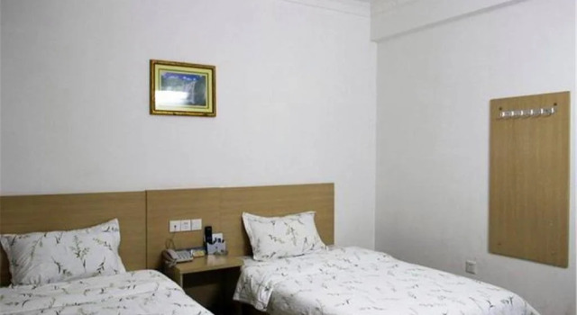 Liuliu Inn Sanya Shangpin Street Branch, Book Hotel Sanya Hainan