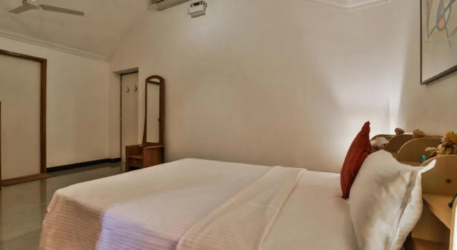 Villa Samaara14 Candolim Beach 500mts, Book Villa Hotels in Goa with a Pool, Swimming Pool